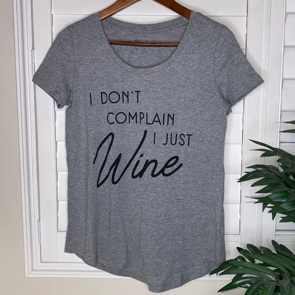Mic & Jax Tops - NWOT Mic & Jax “I Don’t Complain, I Just Wine” Tee